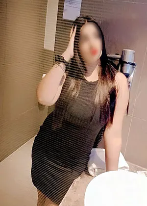 Aushima Young Escort in Jammu
